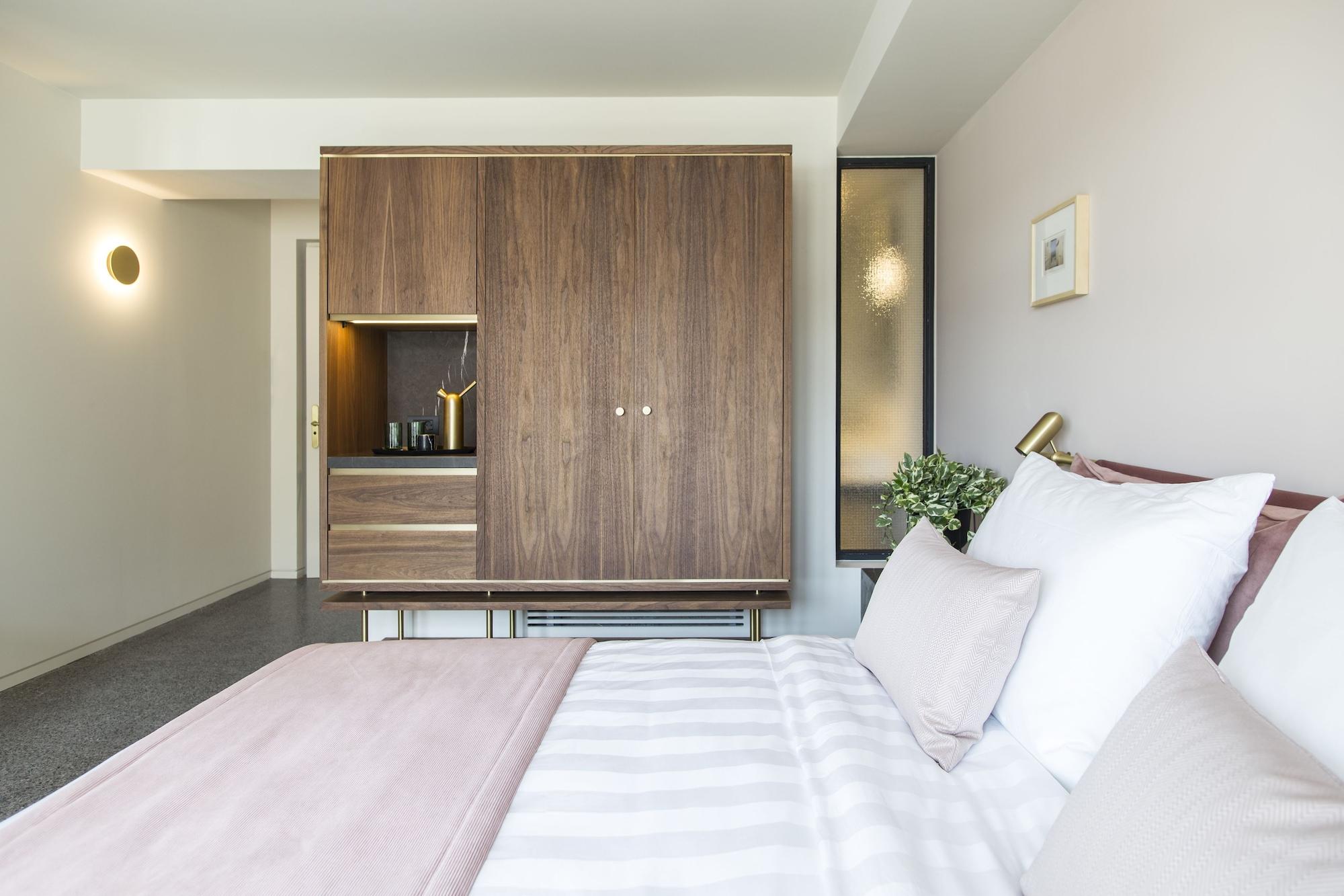 Perianth Hotel Атина Екстериор снимка A bedroom at the hotel