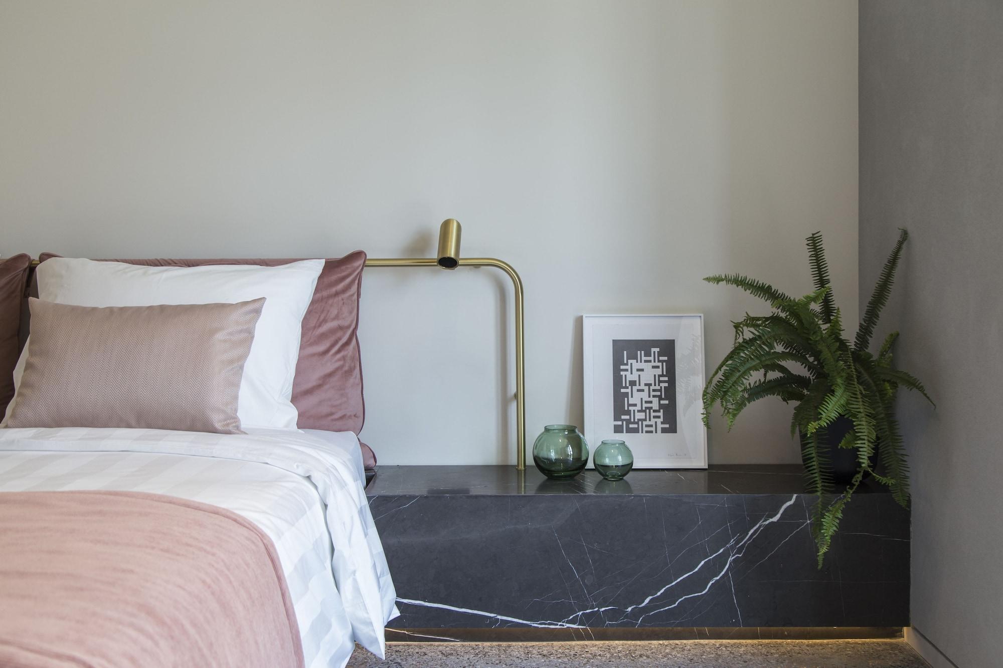 Perianth Hotel Атина Екстериор снимка A bedroom in the new building