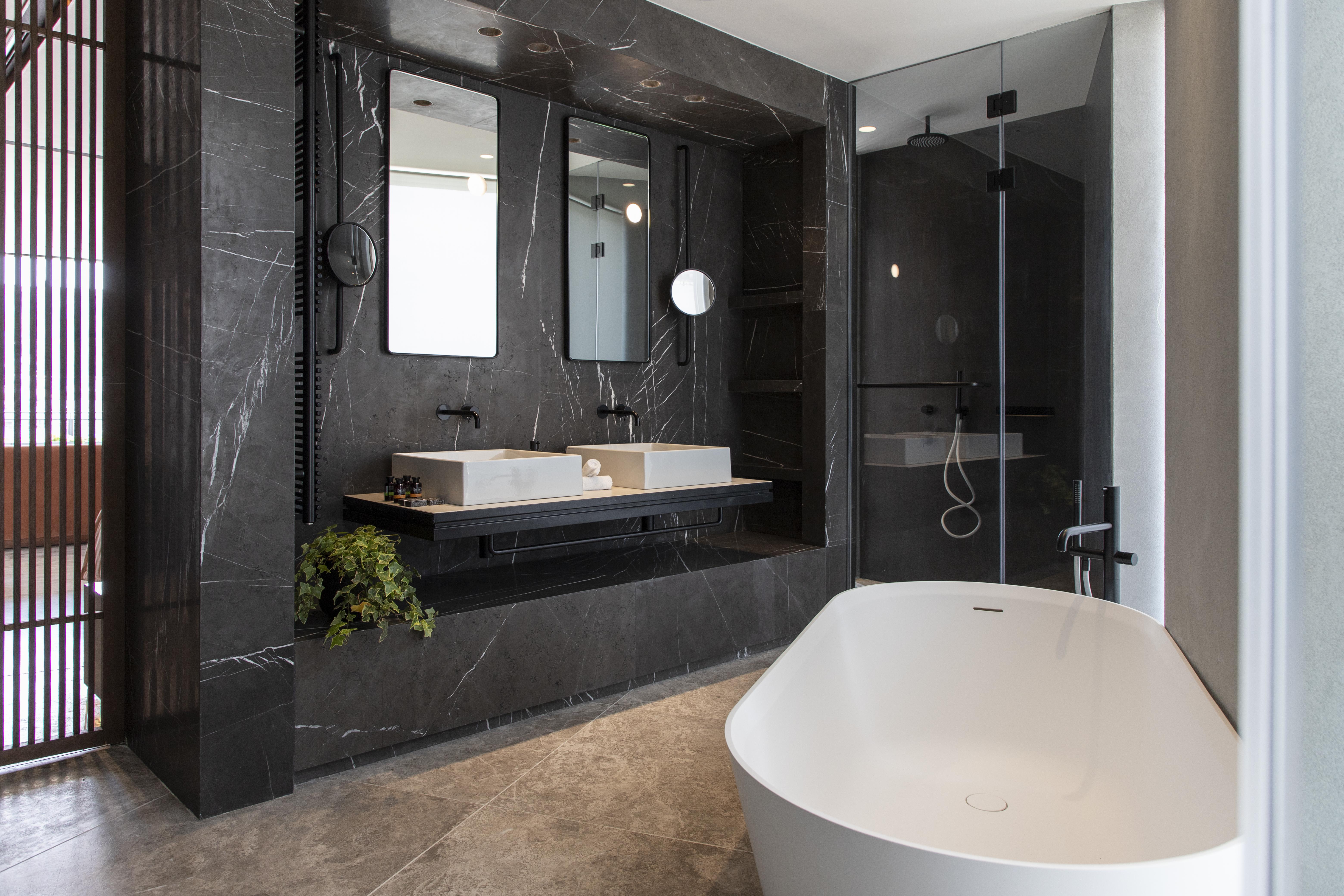 Perianth Hotel Атина Екстериор снимка Bathroom
