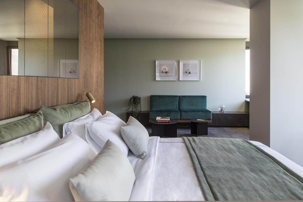 Perianth Hotel Атина Екстериор снимка A bedroom at the hotel